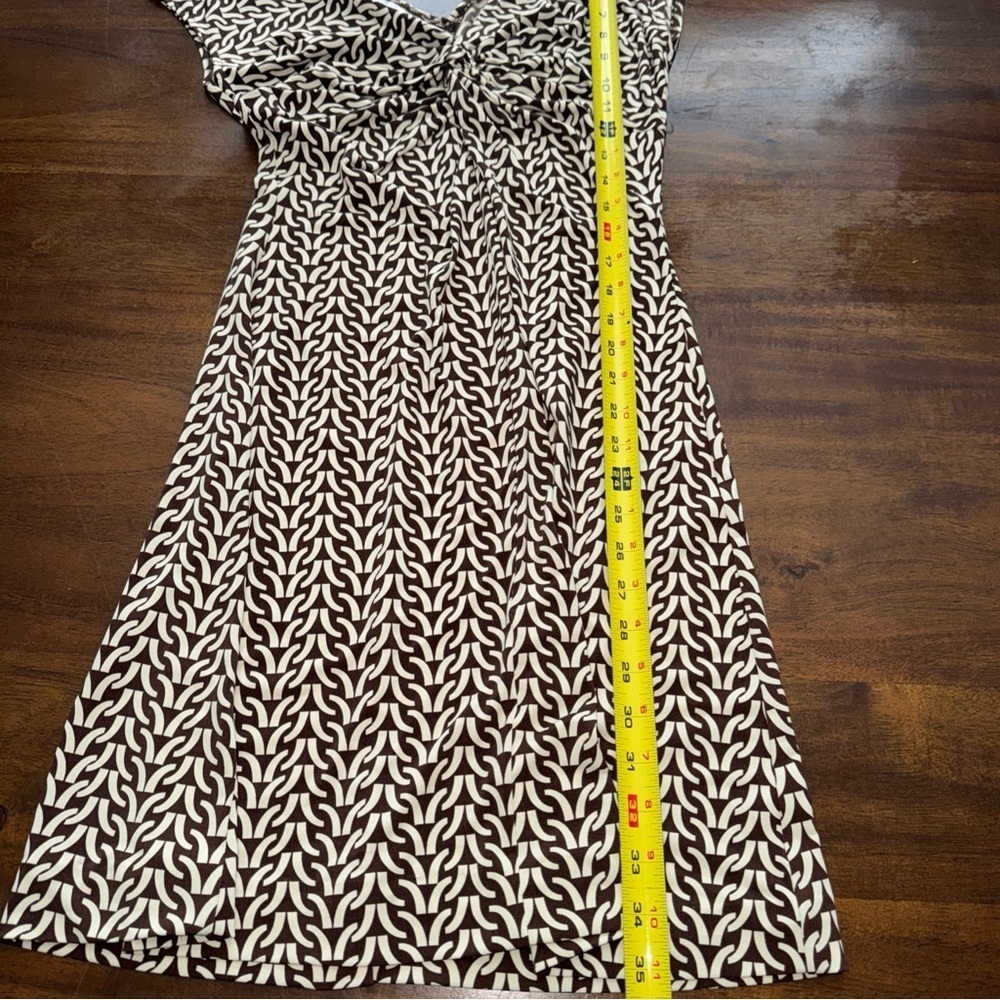 London Times Brown and Ivory Patterned Knot Front Short Cap Sleeve Dress 8 - Picture 8 of 9